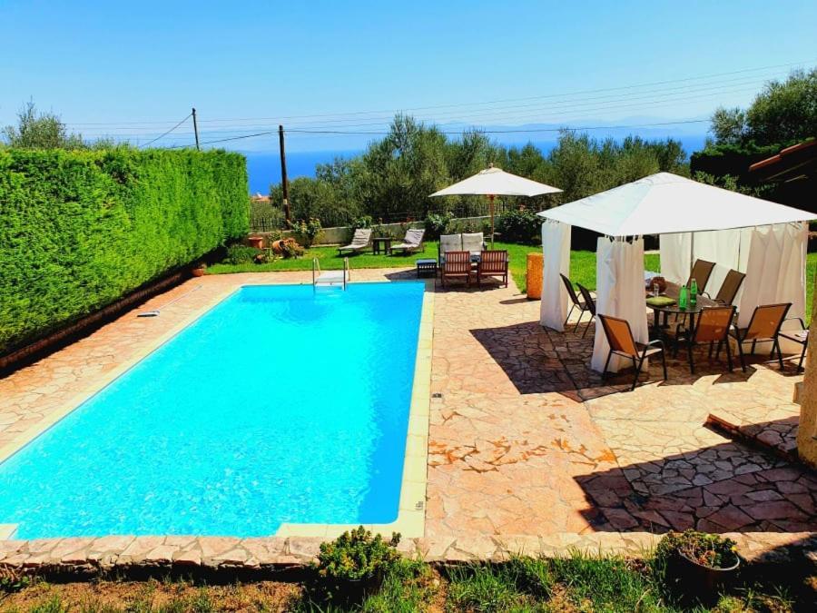 Platanos Estate Villa Акрата Екстериор снимка