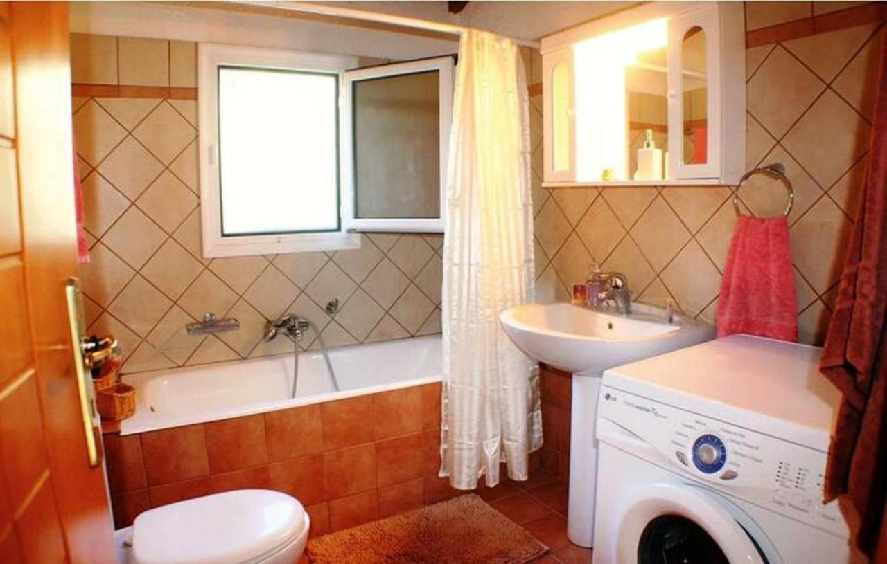 Platanos Estate Villa Акрата Екстериор снимка